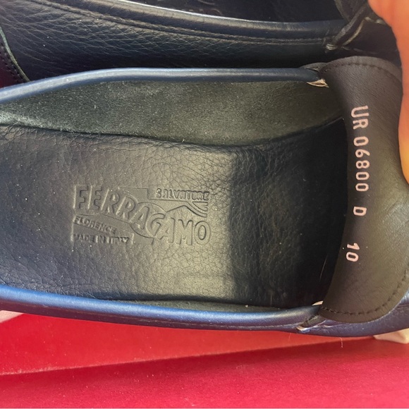 Vintage Salvatore Ferragamo navy Leather Loafers - Picture 6 of 14